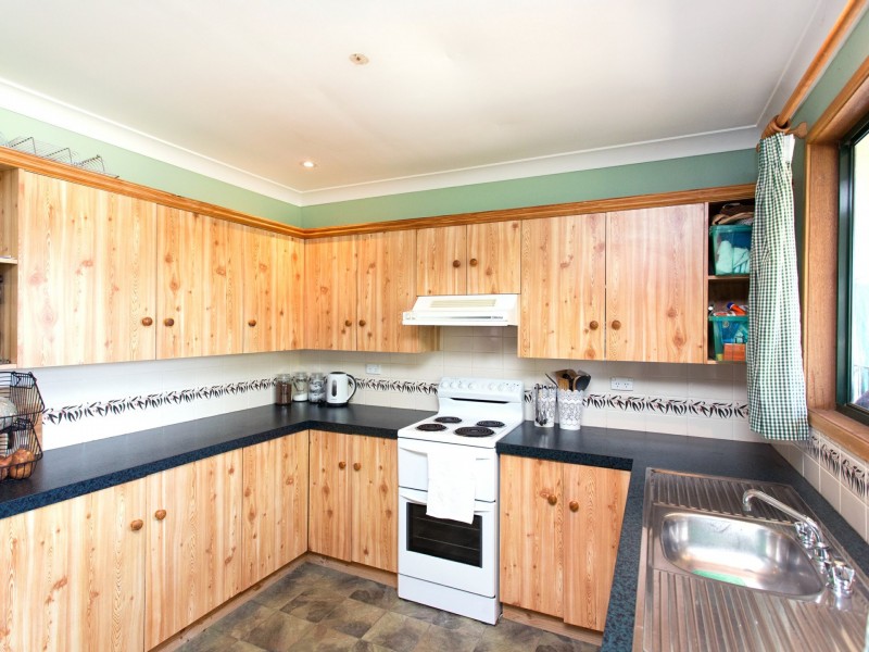 20 Chapman Street, Cowra NSW 2794