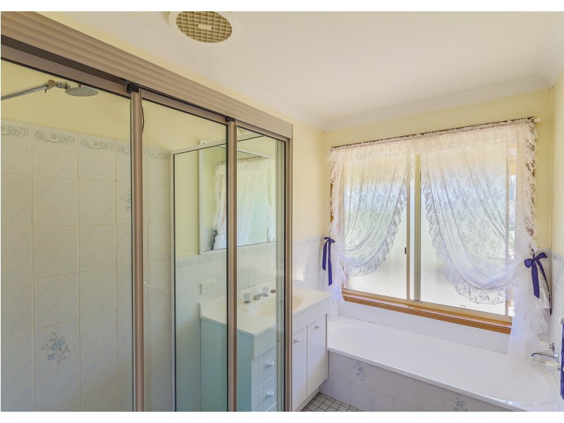 48 Evans Street, Cowra NSW 2794