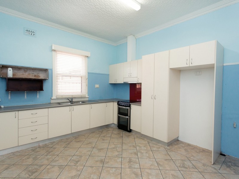 14 Daly Street, Cowra NSW 2794