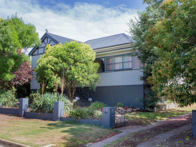 14 Daly Street, Cowra NSW 2794