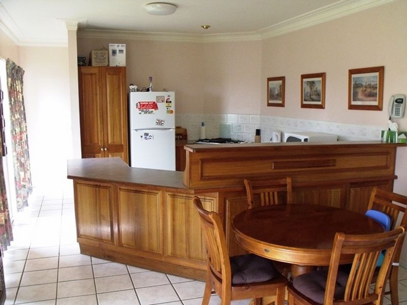 14a Lynch Street, Cowra NSW 2794