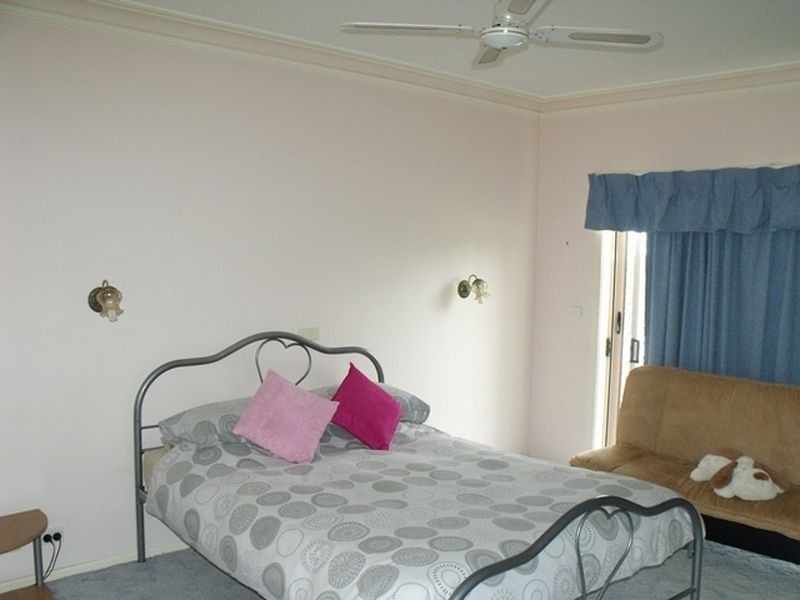 14a Lynch Street, Cowra NSW 2794