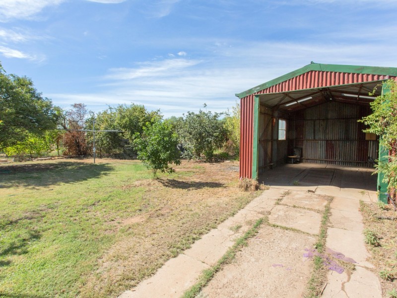 53 Waratah Street, Cowra NSW 2794