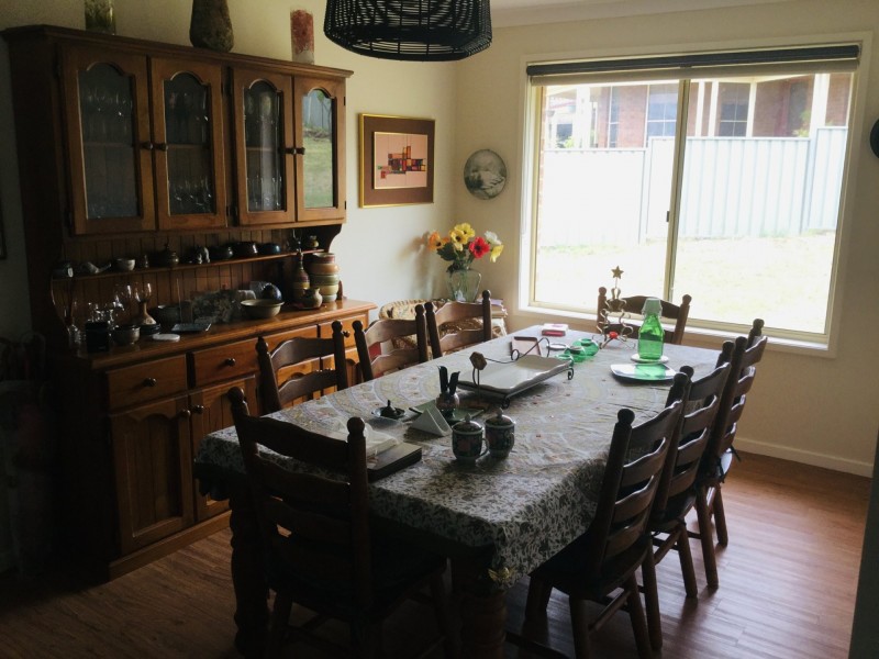 9 Eucalypt Close, Cowra NSW 2794