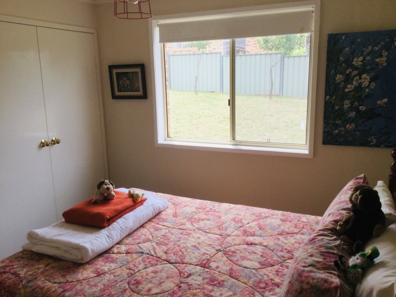 9 Eucalypt Close, Cowra NSW 2794