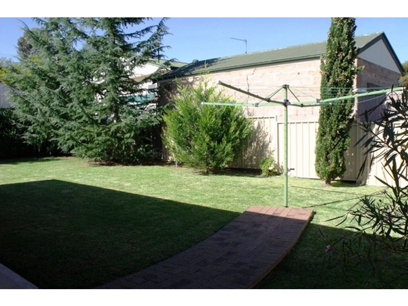 5 Pitt Street, Cowra NSW 2794