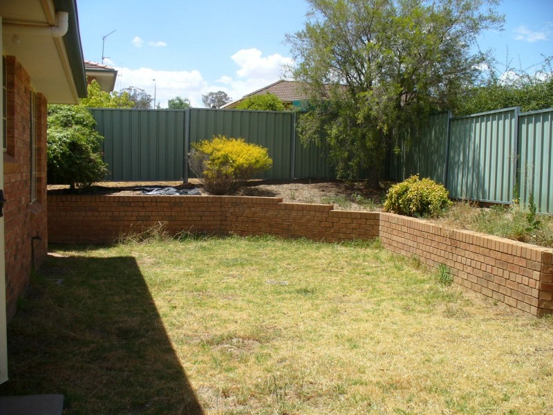 Unit 3/20 Evans St, Cowra NSW 2794