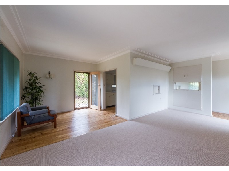 22 Henderson St, Cowra NSW 2794