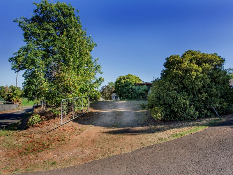 7 Courallie Street, Cowra NSW 2794
