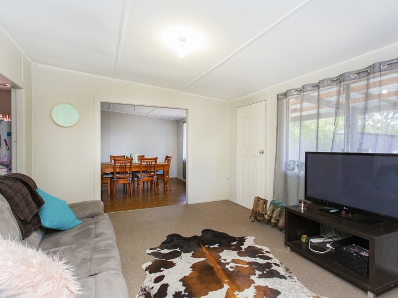 59 Fitzroy Ave, Cowra NSW 2794