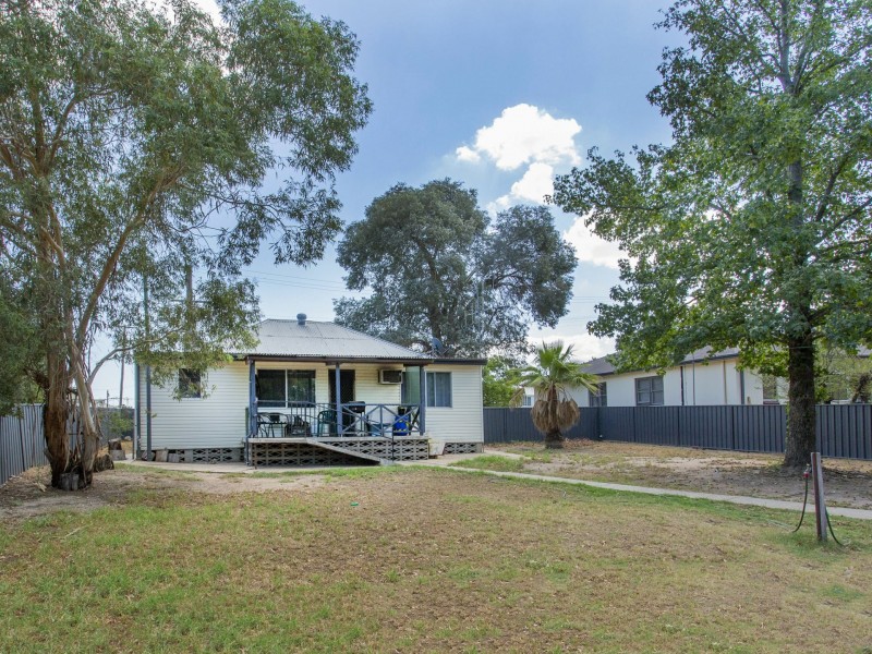 59 Fitzroy Ave, Cowra NSW 2794