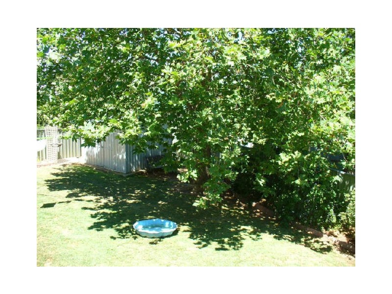 26 Berowra Street, Cowra NSW 2794