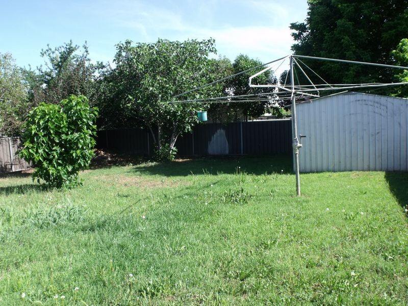 23 Logan Street, Cowra NSW 2794
