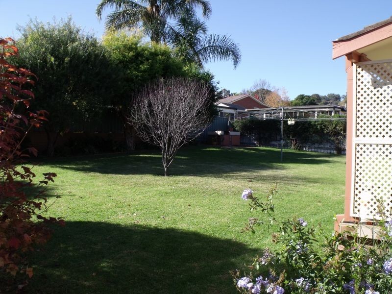 20 Nambucca Circuit, Cowra NSW 2794