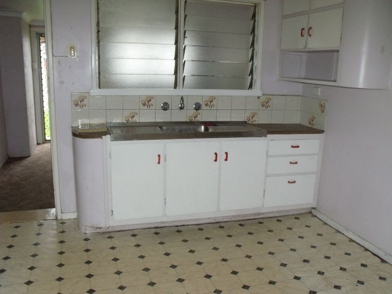 2 Macassar Street, Cowra NSW 2794