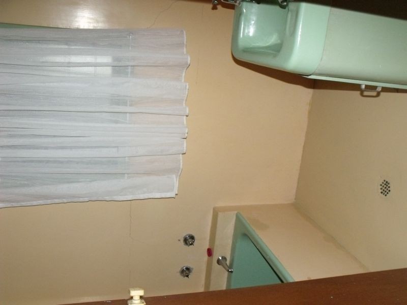 2 Macassar Street, Cowra NSW 2794