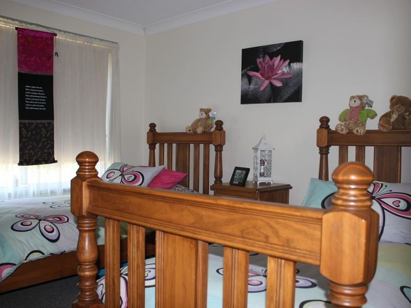 9 Casuarina Close, Cowra NSW 2794