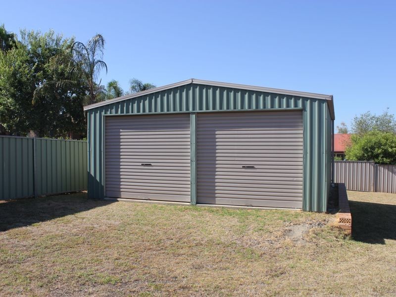 9 Casuarina Close, Cowra NSW 2794
