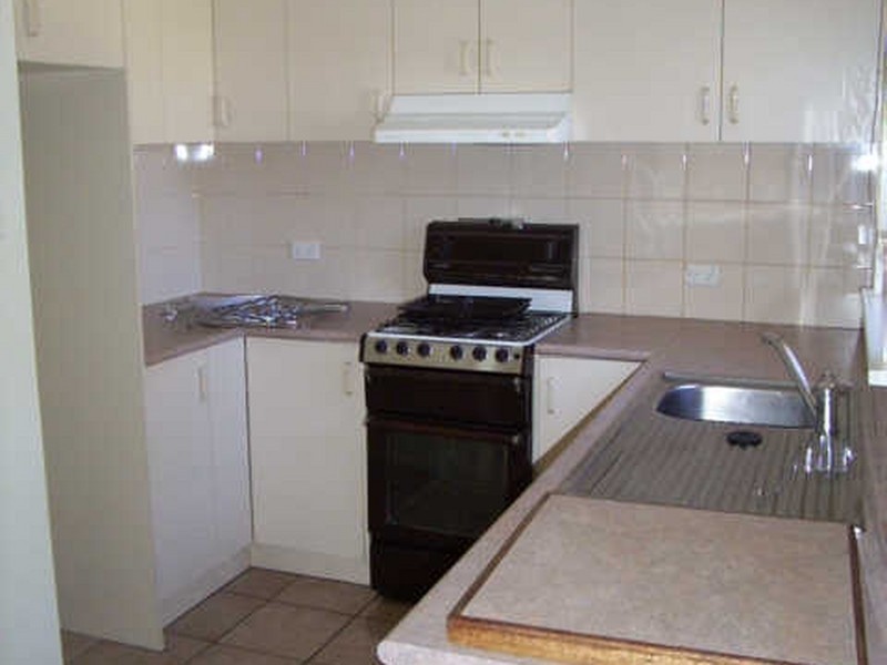 41 Bourke Street, Cowra NSW 2794