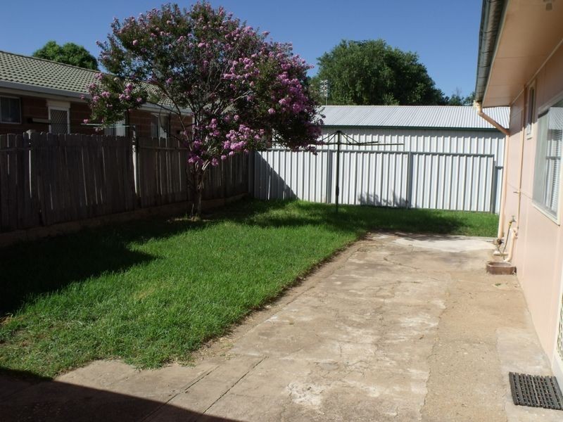 31 Brisbane Avenue, Cowra NSW 2794