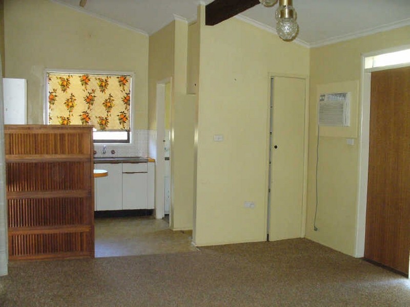 1/6 Yaldara Crescent, Cowra NSW 2794