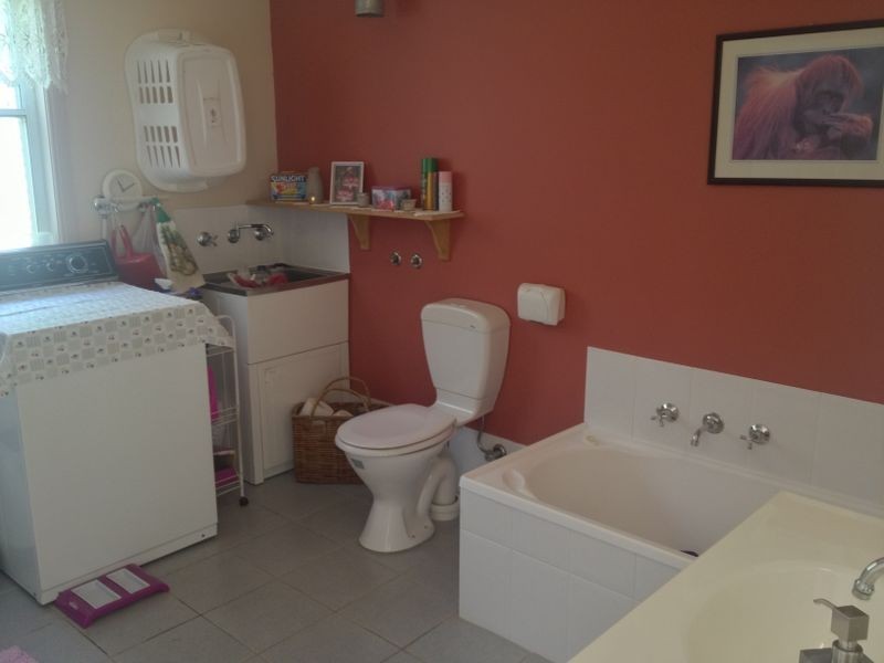 62 Lynch Street, Cowra NSW 2794