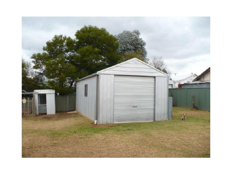 9 Hassan Street, Cowra NSW 2794