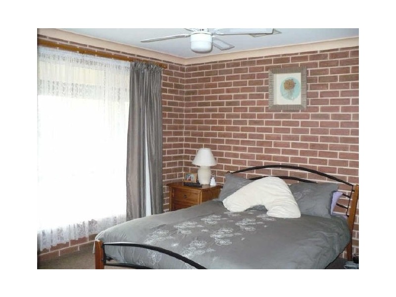 9 Hassan Street, Cowra NSW 2794