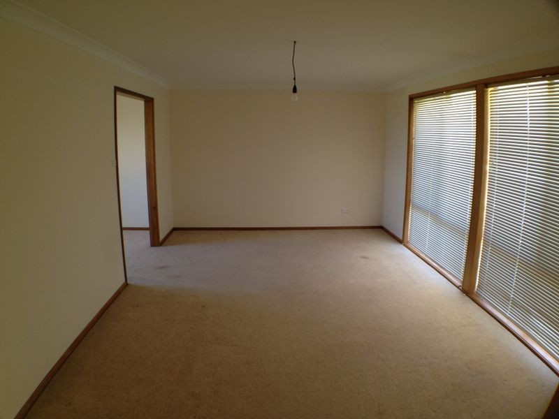 4 Dawson Drive, Cowra NSW 2794