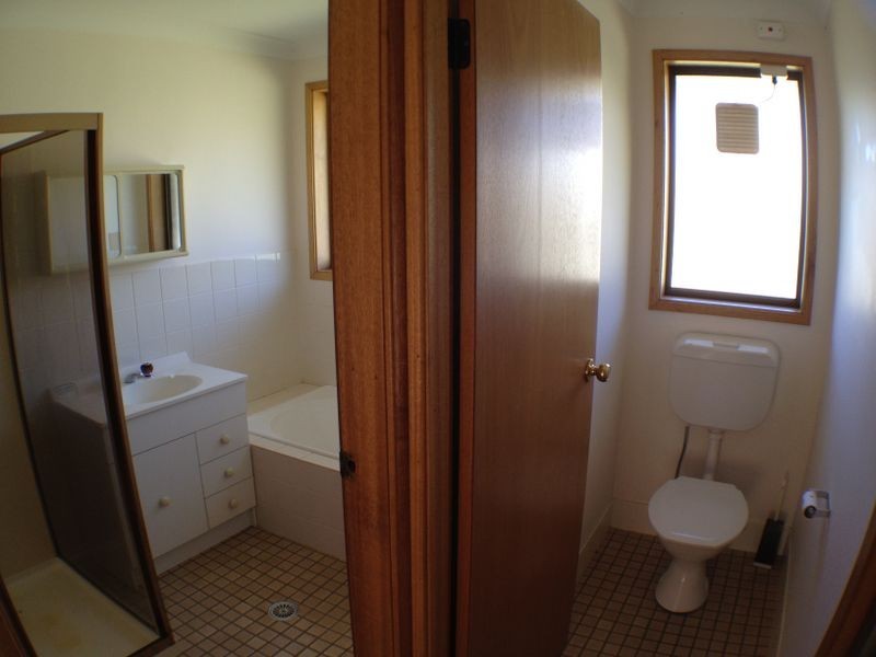 4 Dawson Drive, Cowra NSW 2794