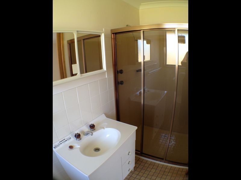 4 Dawson Drive, Cowra NSW 2794