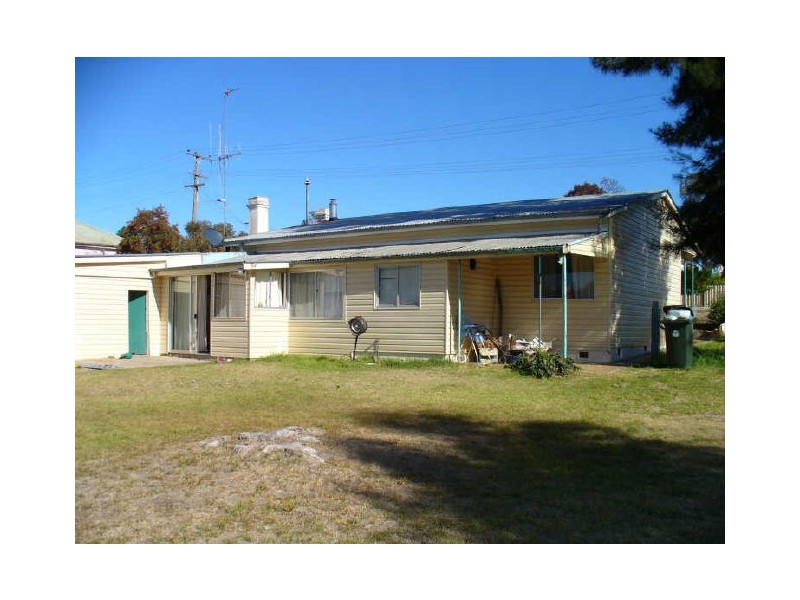 57 Fitzroy Avenue, Cowra NSW 2794