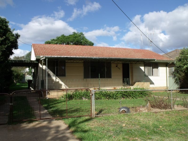 127 Lachlan Street, Cowra NSW 2794