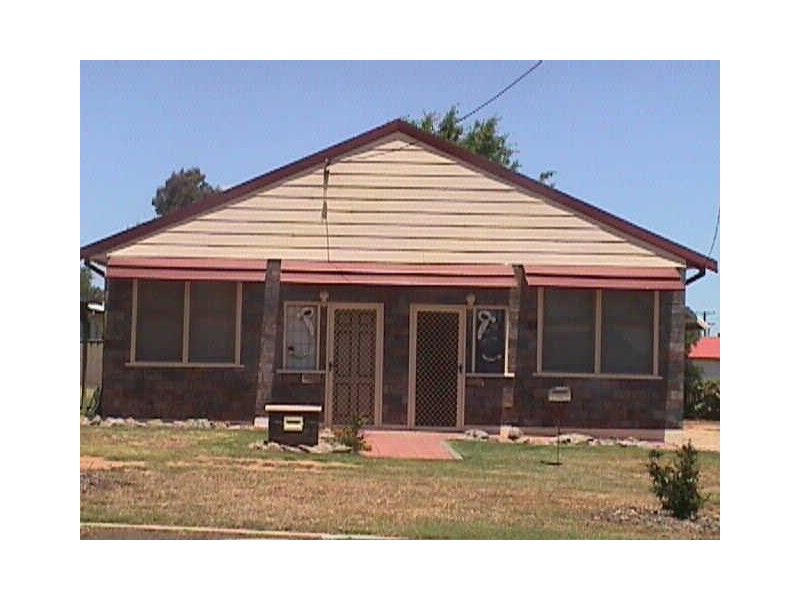 1/1 Macassar Street, Cowra NSW 2794