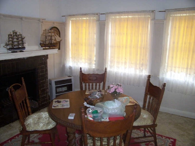 15 Carleton Street, Cowra NSW 2794