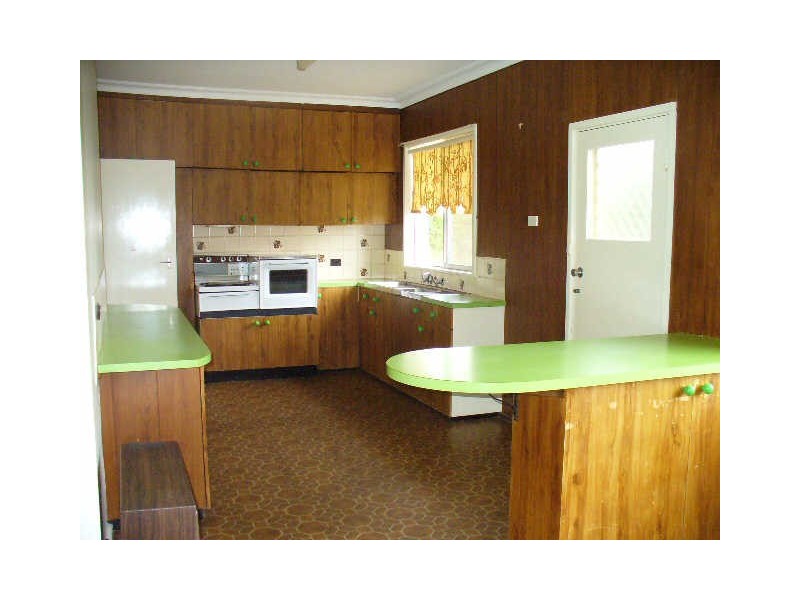 7 Karinya Street, Cowra NSW 2794