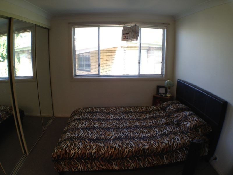 5 Coolabah Crescent, Cowra NSW 2794