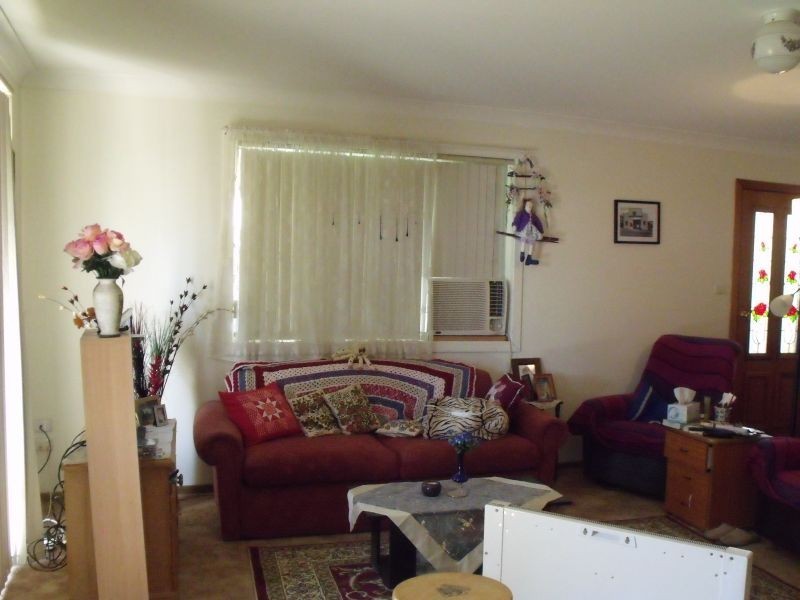 8 Pitt Street, Cowra NSW 2794