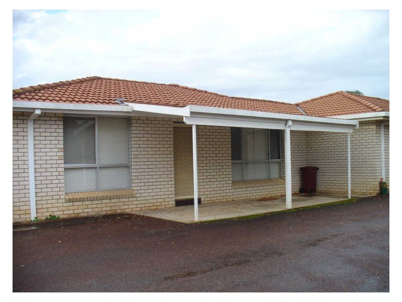 2/15 Wahroonga Street, Cowra NSW 2794