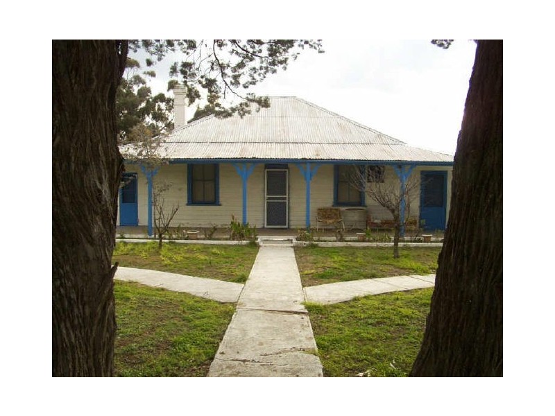 12 Darling Avenue, Cowra NSW 2794