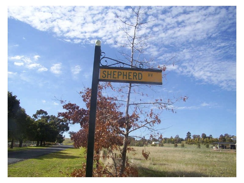 15 Shepherd Avenue, Cowra NSW 2794