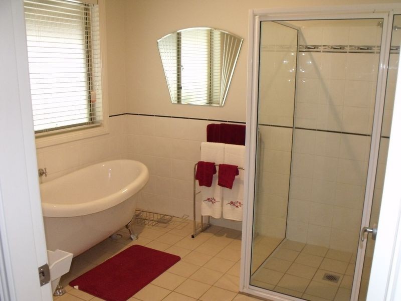 20 Battalion Drive, Cowra NSW 2794