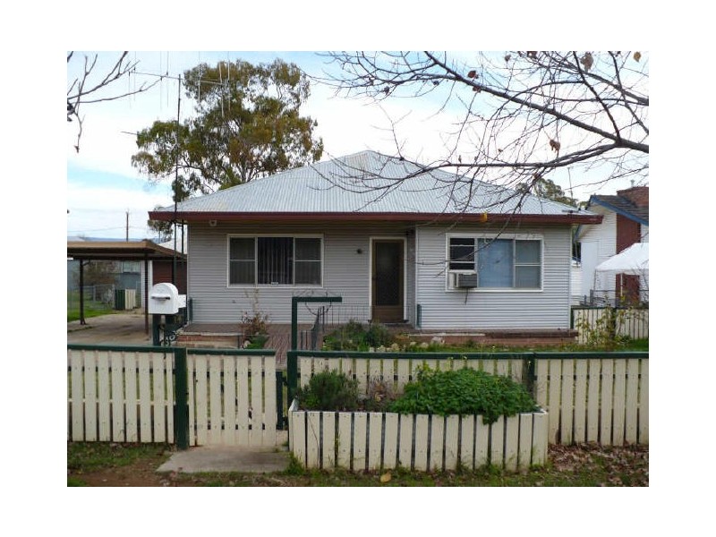14 Kibbler Street, Cowra NSW 2794
