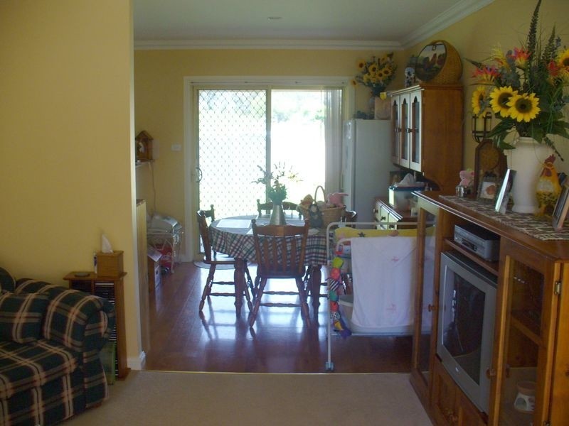 2/43 London Drive, Cowra NSW 2794