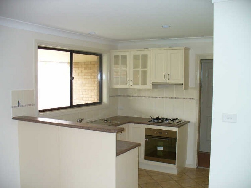 1&2/39 London Drive, Cowra NSW 2794