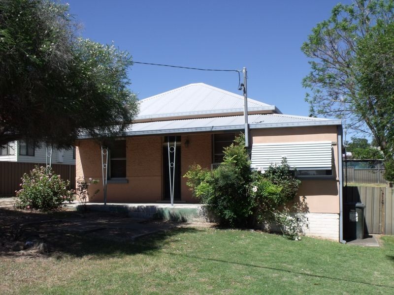 9 Kite Street, Cowra NSW 2794