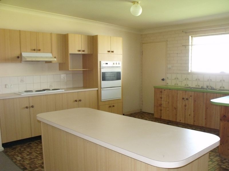 9 Kite Street, Cowra NSW 2794