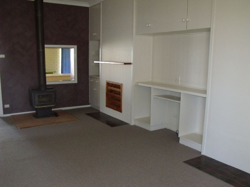 9 Kite Street, Cowra NSW 2794