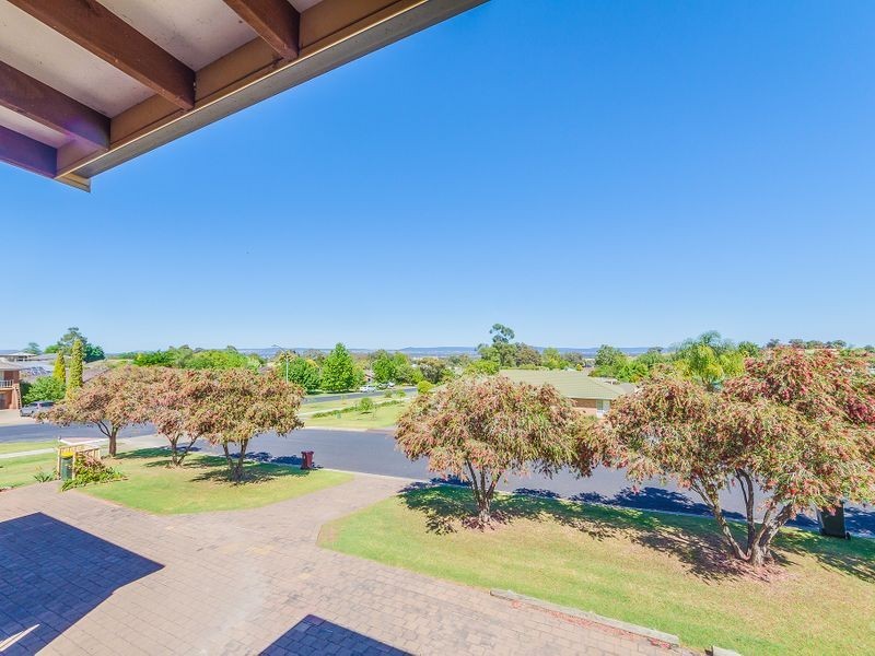 2/42 Evans Street, Cowra NSW 2794