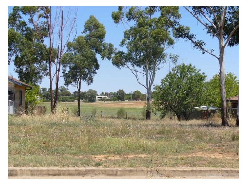 50 Lyall Street, Cowra NSW 2794